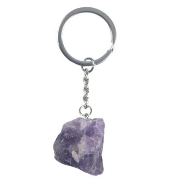 China Wholesale Natural Raw Stone Key Chain Europe Bare Stone Jewelry Accessories Crystal Agate Irregular Hanging Ring for sale