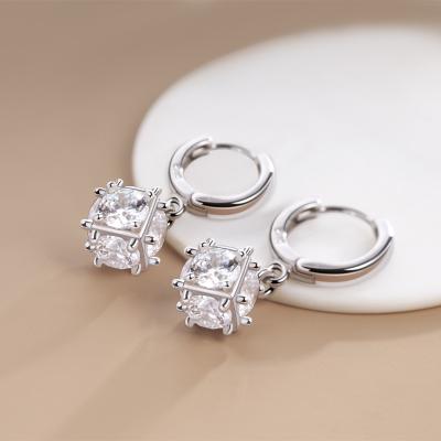 China Moissanite Drop Earrings 925 FASHION D Silver Color Vvs1 Diamond Earing Lazada Hot Selling for sale