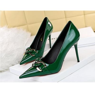 China Fashion trend WL059 fashion high heel shoes for women led toe high heel metal belt buckle shoes for sale