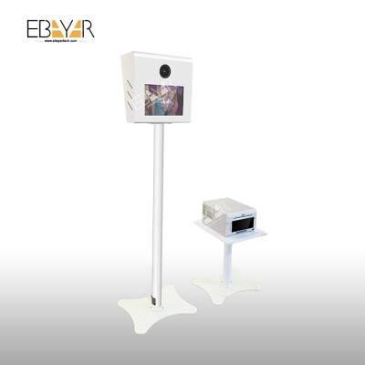 China 15.6” Smart Fashion Photo Booth Kiosk Portable Photo Booths For Wedding / Party 4*6 or 2*6 for sale