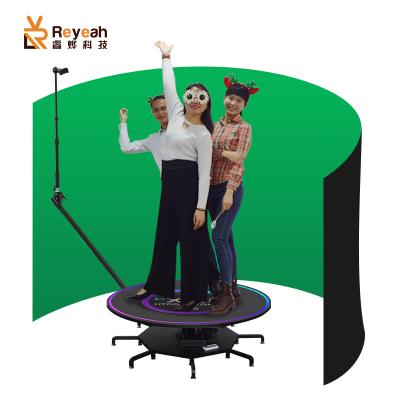 China Indoor Slow Motion PhotoBooth With Controller 110CM Diameter Around Platfrom And Adjustable Arm for sale