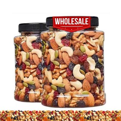 China Wholesale OEM Fruit Nut Mix Snacks Dry Mixed Nuts and Fruits Vacuum Pack Dried Fruits and Nuts Healthy Foo for sale