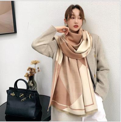 China Autumn/winter cashmere new double side scarf for women long style tassels scarves shawls striped geometric plaid scarf for sale