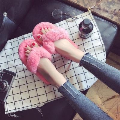 China CUSHIONING High Quality Women's Outdoor Indoor Home Slippers Sandals Fur Flip Flop Fluffy Slippers For Women for sale