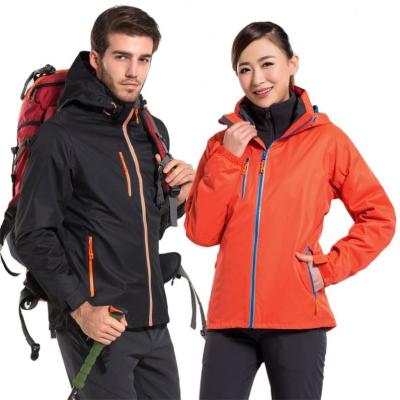 China Unisex Mountain Breathable Ski Snow Jacket Winter Windproof Hiking Waterproof 2 in 1 Rain Jacket with Striped for sale