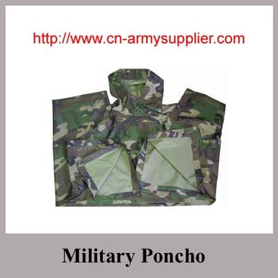 China Pantalones medianos y ponchos militares Equipos militares para exteriores con tejido impermeable en venta