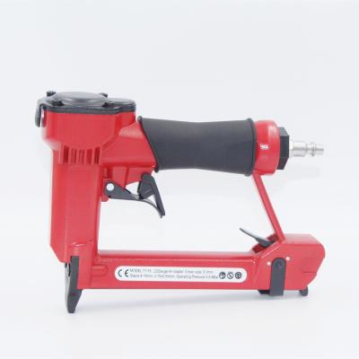 China Hand Press Screwdriver Startup Mode Air Stapler 7116 for Durable 22 Gauge Fine Crown for sale