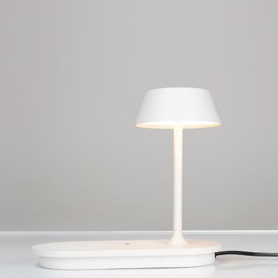 China Modern Professional Reading Lamp with Wireless Charger, Smart Modern Luxury Decorative Lighting, LED Table Lamp with CE Certificate for sale