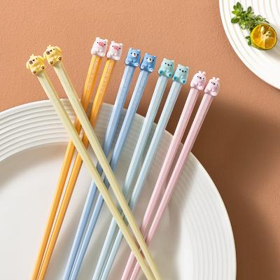 China New Design Eco-friendly Cartoon Reusable Toddler Kids Color Chopsticks Chopsticks Shaping Set for sale