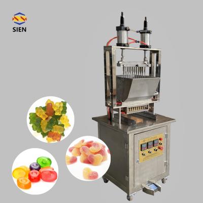 China Small Hard CANDY Candy Making Machine Gummies Equipment for sale