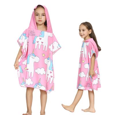 China Custom Towel Children's Bathrobe Print Fiber Print Fiber Skirt Viable Quick Dry Coat Child Bathrobe Hooded Beach Towel for sale