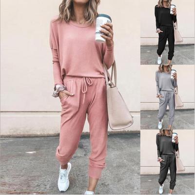 China 2022 Breathable Sweat Suit Women's Sweat Suit Custom LOGO Sweatpants And Sweatshirts Cropped Sweatsuit Set for sale