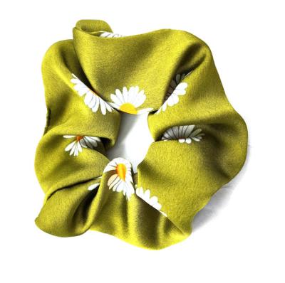 China Fresh and cute simple wide-brimmed headdress female Japanese and Korean small daisy hair fabric attractive rope hair tie design for sale