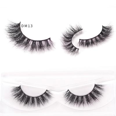 China Natural Curl 3d Mink Lashes Fluffy In 25mm Natural Mink Lashes 18mm In Bulk With Customized Boxes And Private Label for sale