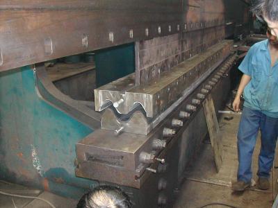 China Bending mould / Press Brake Tooling of Highway guardrail manufacturing tools for sale