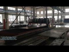 Gantry type plasma and flame cutting machine