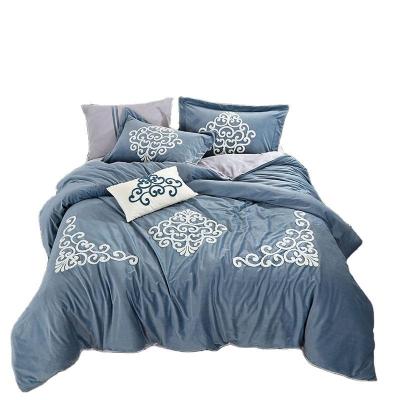 China Hot Sale Product Simple Bedspread Fashion Printed 100% Polyester 3pcs Bedding Set High Density Microfiber Comforter Set for sale