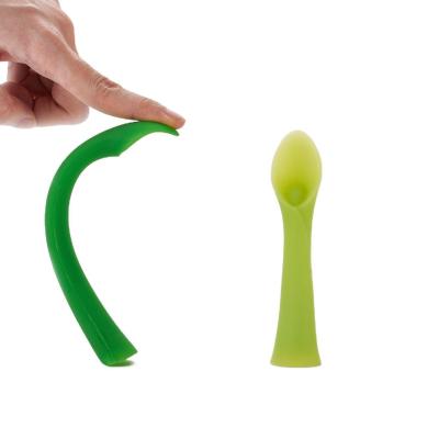 China BPA Free Baby Feeding Spoon Corn Trained Weaned Baby With Soft Silicone Tip Training Spoon Tooth Glue for sale