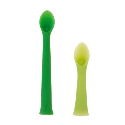 China 0 To 6 Months Eco-Friendly Wholesale Baby Colored Spoon Feeding Learning Silicone Spoon for sale