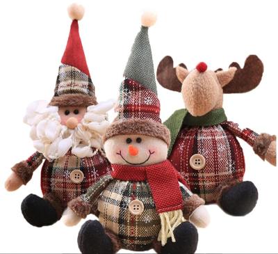 China XRH 2022 Christmas Gifts Eco-friendly Christmas Tree Ornaments Hot Selling Holiday Children's Dolls Plaid Snowflake Dolls Material for sale