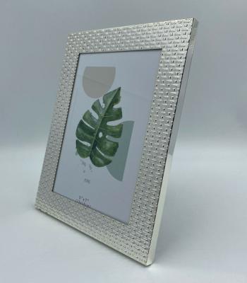 China Home Decoration Metal Photo Frame Decorated Metal Picture Frame Iron Frame 4x6 5x7 8x10 for sale