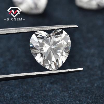 China SICGEM Sizes 1CT-4CT Color Play or Big Heart Cut Loose Gemstones VVS1 Clarity Colorless Moissanite Colorless Loose Moissanite for sale