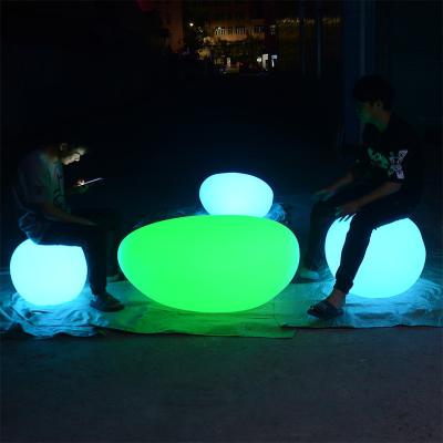 China Solar Garden Water Ball /outdoor Different Size Light Up Ball Led Round Big Stone Led Ball Flashing Light Garden for sale