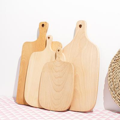 China Disposable Wholesale Large Quantities of Beech Wood Pallets with Wooden Choppers and Wooden Cheese Boards for sale