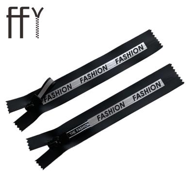 China Top Quality Viable Widely Used Custom Waterproof Nylon Zipper Zipper for sale