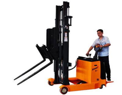 China Professional 1 Ton Electric Lift Stacker With Tilting Forks For Transporting Goods for sale