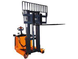 China Warehouse Electric Reach Truck With Wider Fork Carriage / Fork Lift Stacker for sale