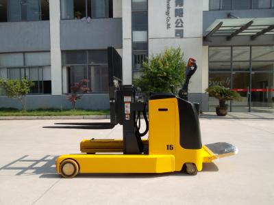 China Heavy Duty Warehouse Lift Equipment Electric Reach Stacker with 600mm Mast for sale