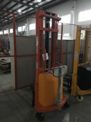 China Safety 2000mm high lift hand pallet truck 2 Ton , Semi - Electric Stacker for sale