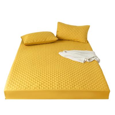 China Cool Max Logo Quilted Design Cotton Waterproof High Quality Customized Elastic Fitted Sheets for sale