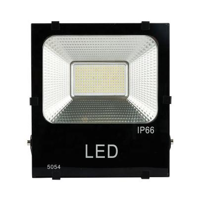 China High quality outdoor garden ground mounted IP65 waterproof aluminum 30w led flood light lens for sale