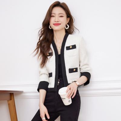 China Anti-wrinkle 2023 INS Autumn Winter New White Color Temperament Warm Fashion Small Coat Female Casual Suit for sale