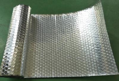 China Multiple Extrusion Bubble Sunscreen Reflective Insulation Foil Film for sale