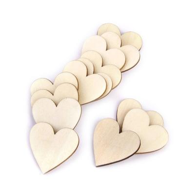 China Europe 50 Pieces Wedding Heart Shaped Natural Wooden Valentine's Day Ornament for sale