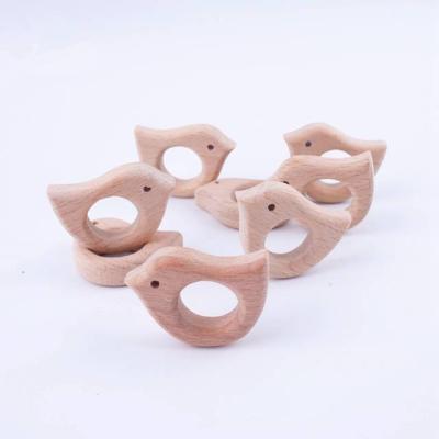 China Diy Beech Handmade Organic Wooden Love Safe Bird Pendant Teether Baby Toys Chewable Toys for sale