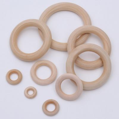 China Various Size Europe Baby Custom Maple Beech Wood Rings For Diy Crafts And Accessories for sale