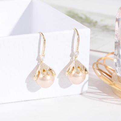 China Long section pearl earrings female 2021 new sense design niche earrings Korean net red earrings top fashionable romantic temperament for sale