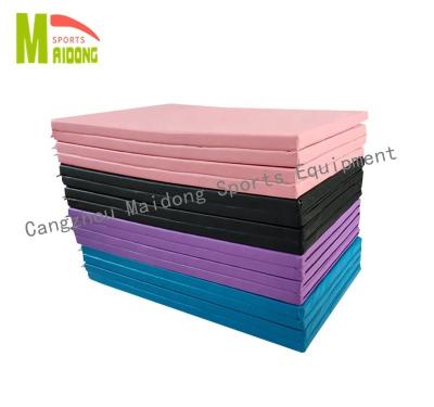 China Unisex PVC Folding Mat for Gym and Play Waterproof Double Sided Baby Toddler Mat for sale