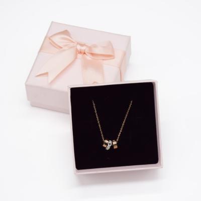 China 2021 Recyclable Sweet Cool Small Jewelry Box Rose Ring Earrings Necklace Jewelry Box Can Be Printed With Logo for sale