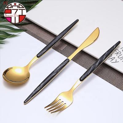 China Matte Silverware Reusable Flatware Set 304 Stainless Steel Gold Wedding Cutlery Set Spoon Fork Knife for sale