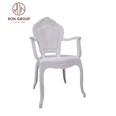 China Modern new design white resin chiavari wedding chair with armrest for sale