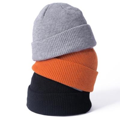 China COMMON Custom Logo Designer Plain Warm Comfortable Knitted Beanies Winter Hats For Women for sale