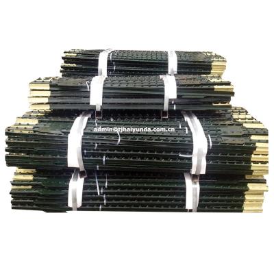 China Easily Assembled Manfactured Style American Green Painted Studded Steel Fence T Posts for sale