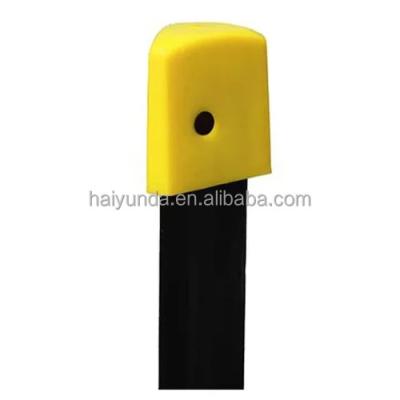 China Easily Assembled Plastic Yellow Triangle Post Cap With Fin Handle For Star Picket /Steel Y Post for sale