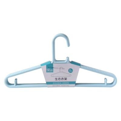 China Home Use Size Quality PP Plastic Hanger With Strong Bearing for sale