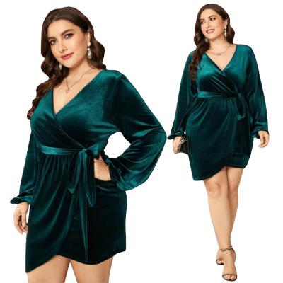 China PSD2366 Emerald Green Velvet Lace Up High Quality Viable V-Neckline Plus Size Elegant Women Dresses for sale